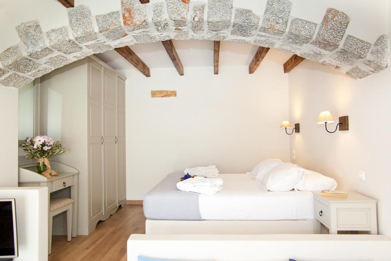 Petra Boutique Homes Arginonda Экстерьер фото