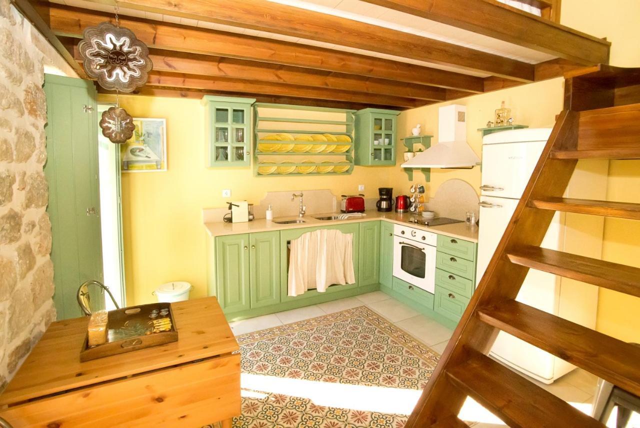 Petra Boutique Homes Arginonda Экстерьер фото